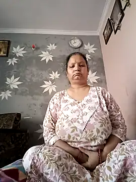 Snapshot of Kavya_kapoor chatting on February 19, 2:23 am Kavya kapoor online show from February 19, 2:23 am