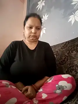Snapshot of Kavya_kapoor chatting on February 20, 2:18 am Kavya kapoor online show from February 20, 2:18 am