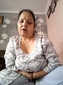 Snapshot of Kavya_kapoor chatting on February 21, 2:39 am Kavya kapoor online show from February 21, 2:39 am