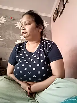 Snapshot of Kavya_kapoor chatting on March 7, 1:53 am Kavya kapoor online show from March 7, 1:53 am