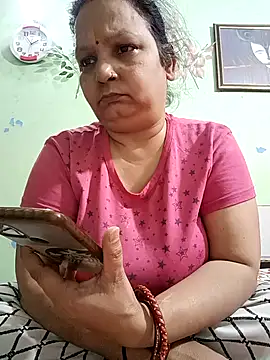 Snapshot of Kavya_kapoor chatting on March 19, 8:23 am Kavya kapoor online show from March 19, 8:23 am