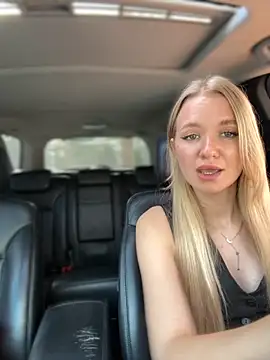 Snapshot of Devill_Angel_ chatting on September 12, 11:43 am Devill Angel online show from September 12, 11:43 am