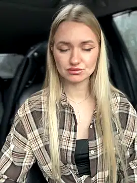 Devill Angel  online show from November 9, 9:07 am