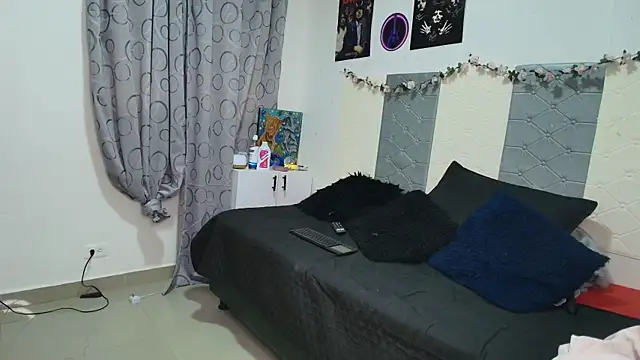 scarlett  morgan online show from April 8, 3:01 pm