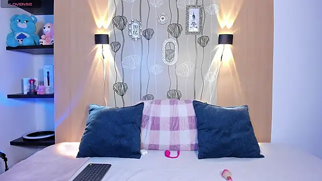 Snapshot of ashley-vega chatting on July 29, 5:55 pm ashley-vega online show from July 29, 5:55 pm