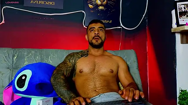 ERIC HARRISON online show from April 2, 10:29 pm