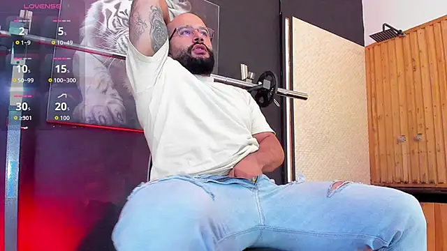 Luke  09 online show from November 21, 11:20 am