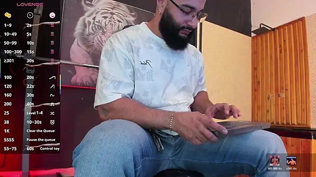 Luke  09 online show from June 22, 11:51 am