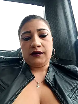 Snapshot of Hannahcandyy chatting on January 27, 1:09 pm Hannahcandyy online show from January 27, 1:09 pm