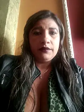 Snapshot of Hannahcandyy chatting on February 22, 8:31 pm Hannahcandyy online show from February 22, 8:31 pm