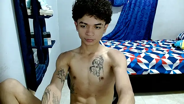 Snapshot of Lovebeng_ chatting on February 25, 10:07 pm Lovebeng  online show from February 25, 10:07 pm