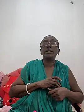 Snapshot of mamakarma1403 chatting on June 21, 3:47 pm mamakarma1403 online show from June 21, 3:47 pm
