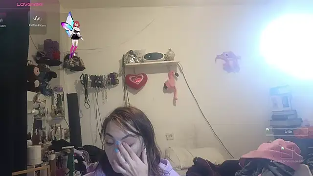 Snapshot of kattleya1407 chatting on October 12, 2:43 am kattleya1407 online show from October 12, 2:43 am