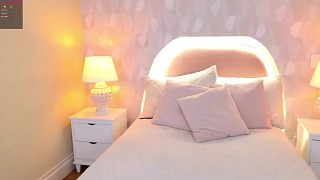 april rousse online show from March 7, 7:05 pm