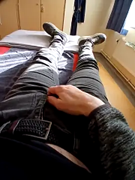 pascalino100 online show from February 26, 9:30 am