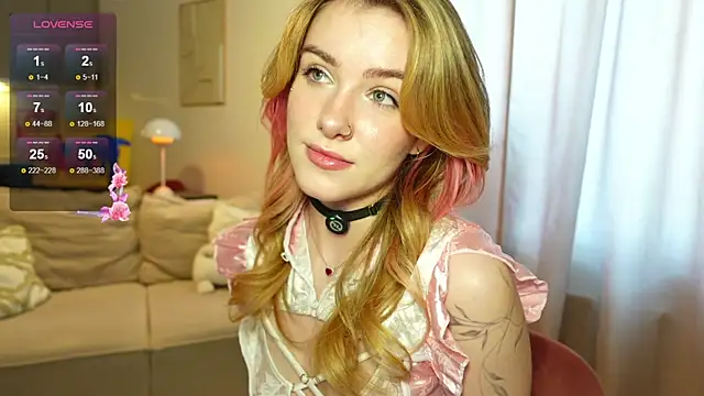 Snapshot of SpiceJessy chatting on July 12, 10:50 am SpiceJessy online show from July 12, 10:50 am