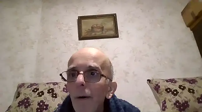 Snapshot of mariusica1@xh chatting on February 16, 5:48 pm mariusica1xh online show from February 16, 5:48 pm