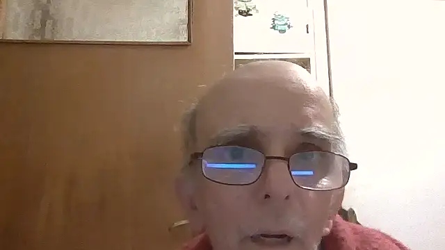 Snapshot of mariusica1@xh chatting on May 11, 9:01 pm mariusica1xh online show from May 11, 9:01 pm