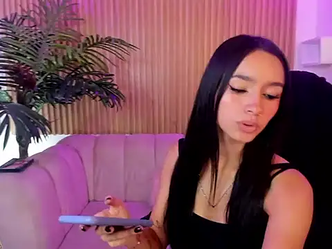 sophie ws online show from December 2, 11:11 pm