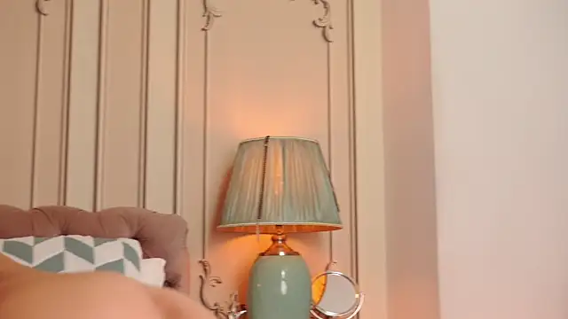 MayaVixxen online show from March 24, 2:49 am