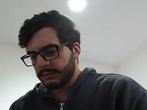 thomas gun online show from December 16, 3:06 pm