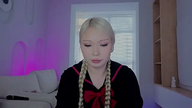 RileyMee online show from September 13, 3:39 am