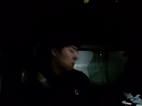 Snapshot of whitebriefboy chatting on May 1, 6:01 pm whitebriefboy online show from May 1, 6:01 pm