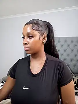 Snapshot of Candy_Love_18 chatting on December 20, 3:31 pm Candy Love 18 online show from December 20, 3:31 pm