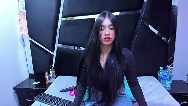 Mariana Prin online show from June 8, 3:07 am