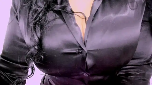 Snapshot of valeriasexxx chatting on July 15, 12:21 pm valeriasexxx online show from July 15, 12:21 pm
