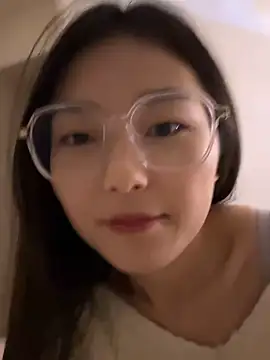 Snapshot of Sweet-Angel999 chatting on February 26, 2:46 pm Sweet-Angel999 online show from February 26, 2:46 pm