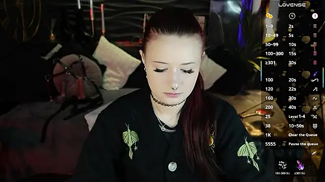 Lily Moonlight online show from March 27, 7:36 am