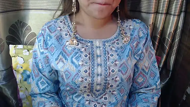 queen angelina online show from January 16, 5:06 pm