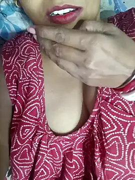 Snapshot of Wifesuman40 chatting on December 6, 6:59 am Wifesuman40 online show from December 6, 6:59 am