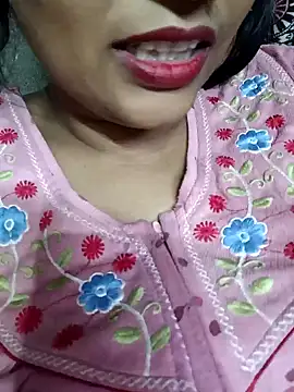 Snapshot of Wifesuman40 chatting on December 7, 6:04 pm Wifesuman40 online show from December 7, 6:04 pm