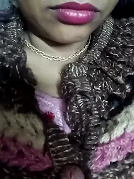 Snapshot of Wifesuman40 chatting on December 12, 5:37 pm Wifesuman40 online show from December 12, 5:37 pm