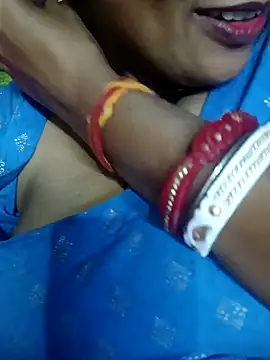 Snapshot of Wifesuman40 chatting on December 19, 11:39 am Wifesuman40 online show from December 19, 11:39 am