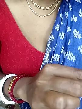 Snapshot of Wifesuman40 chatting on December 29, 11:40 am Wifesuman40 online show from December 29, 11:40 am