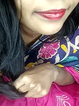 Snapshot of Wifesuman40 chatting on January 17, 5:11 am Wifesuman40 online show from January 17, 5:11 am