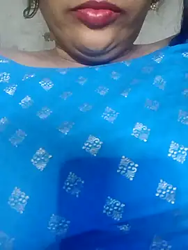 Snapshot of Wifesuman40 chatting on January 20, 2:25 pm Wifesuman40 online show from January 20, 2:25 pm