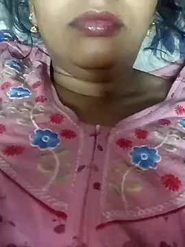 Snapshot of Wifesuman40 chatting on January 23, 3:26 am Wifesuman40 online show from January 23, 3:26 am