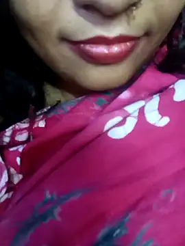 Snapshot of Wifesuman40 chatting on March 6, 9:36 am Wifesuman40 online show from March 6, 9:36 am