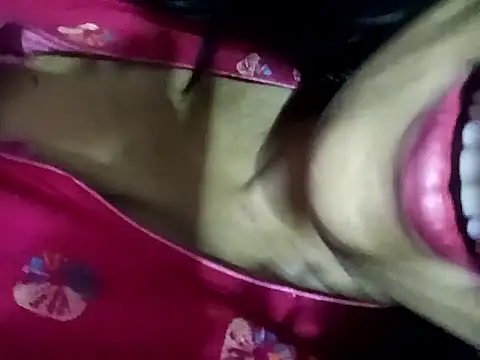 Snapshot of Wifesuman40 chatting on March 8, 12:09 pm Wifesuman40 online show from March 8, 12:09 pm