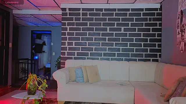 Goddivaa online show from March 26, 6:19 am