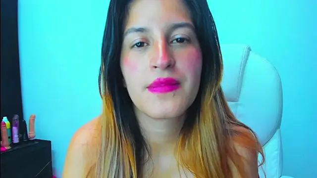 GiaRoussel online show from March 20, 4:42 pm