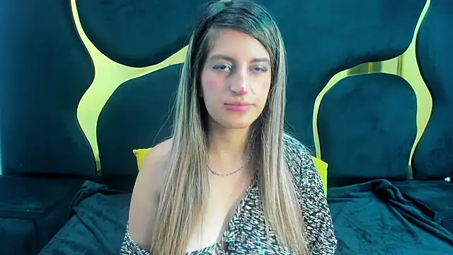 GiaRoussel online show from October 17, 3:58 pm