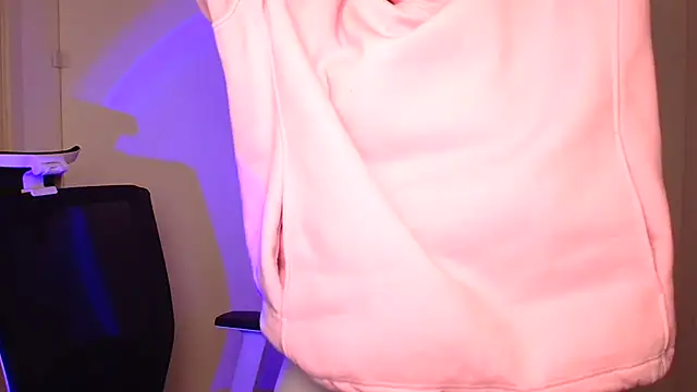 Fantasy July online show from December 20, 9:43 am