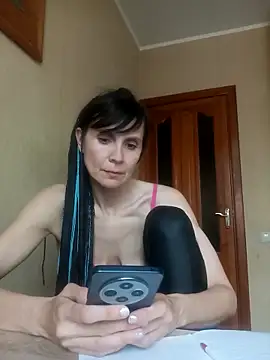 Francenia lolis online show from May 28, 6:54 am