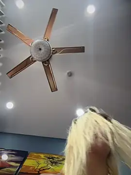 -Sexy Barbie- online show from February 24, 5:05 am