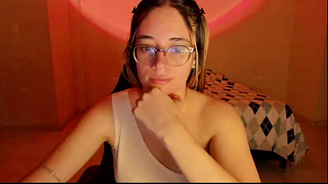 atenas 05  online show from October 8, 9:29 am